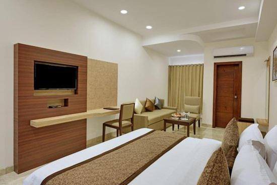 Hotel The Infinity Near Delhi Airport New Delhi Exterior photo